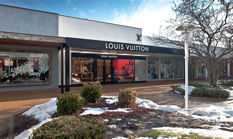 louis vuitton oakbrook il.